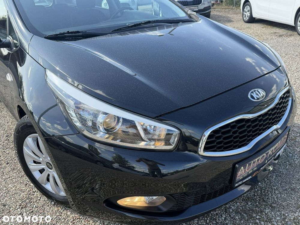 Kia Ceed - 23