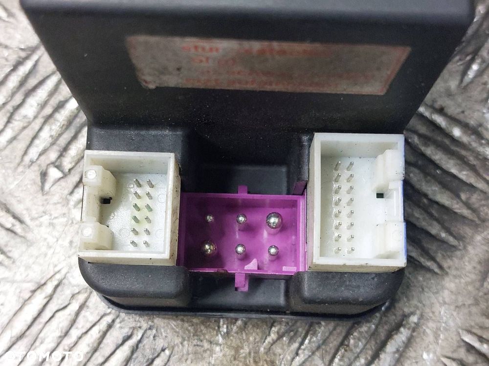 POMPKA ZAMKA CENTRALNEGO AUDI 80 B4 4A0862257F - 2