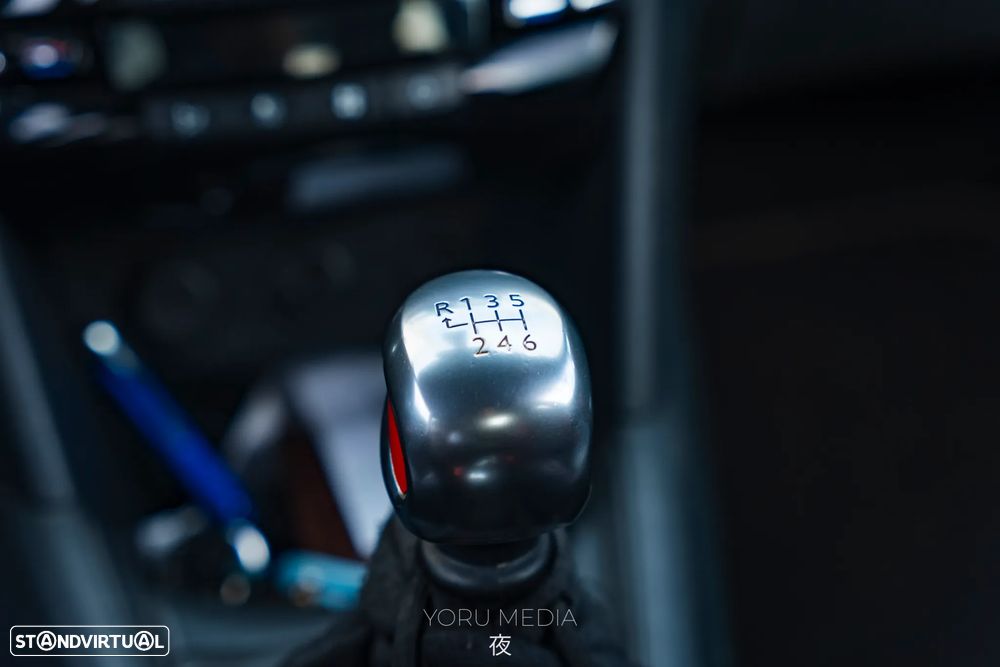 Peugeot 208 1.6 THP GTi - 17