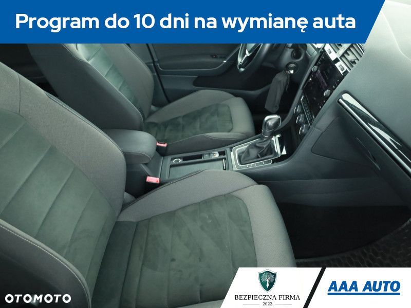 Volkswagen Golf Variant - 9