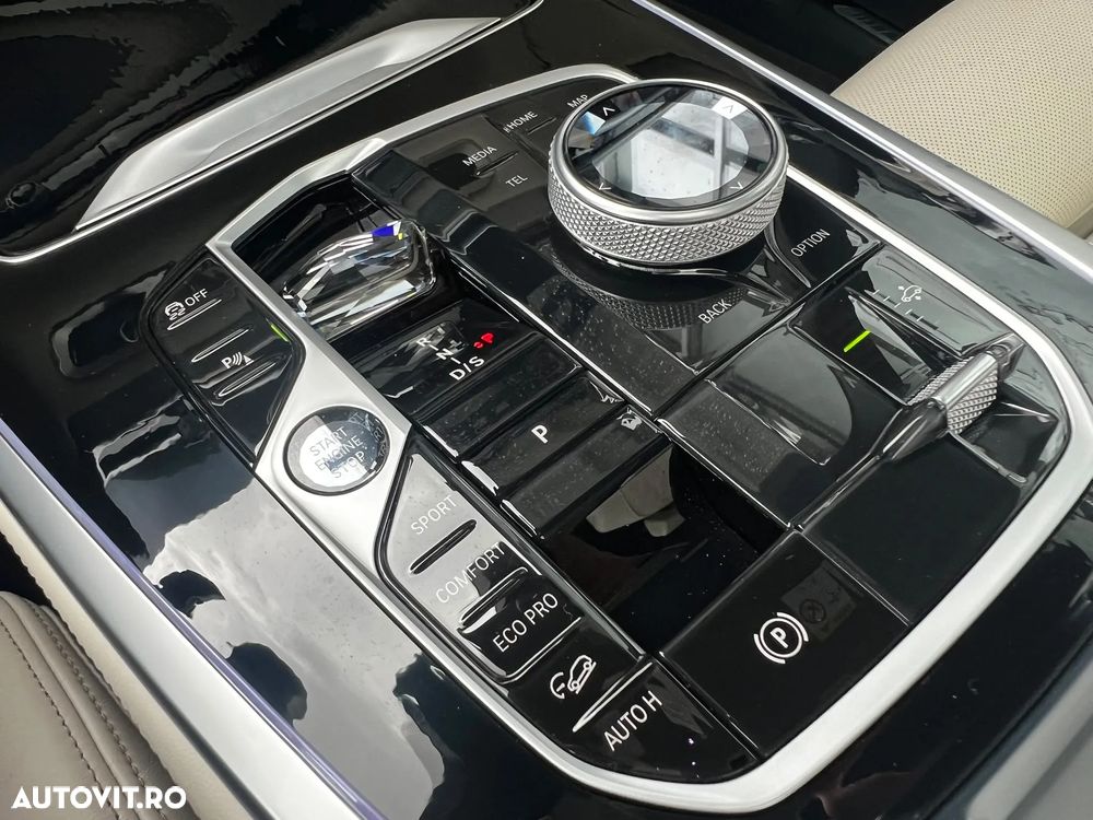 BMW X7 xDrive40d - 27