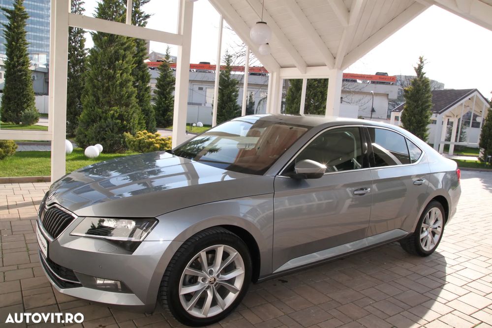 Skoda Superb 2.0 TDI DSG Sportline - 12