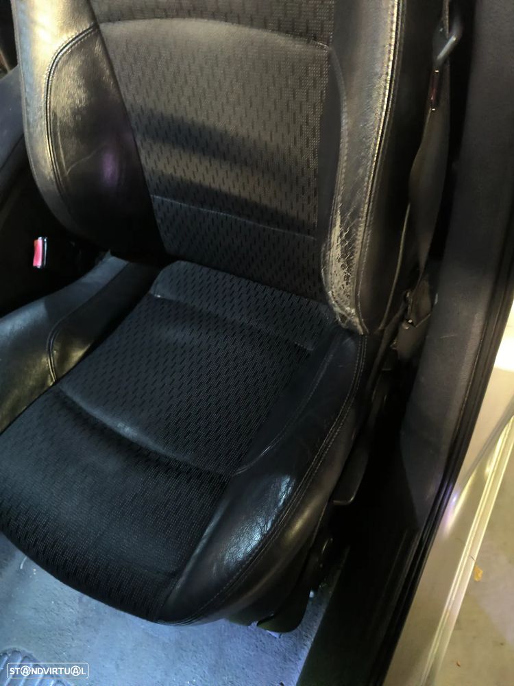 Renault Laguna Break 2.0 dCi Dynamique - 1