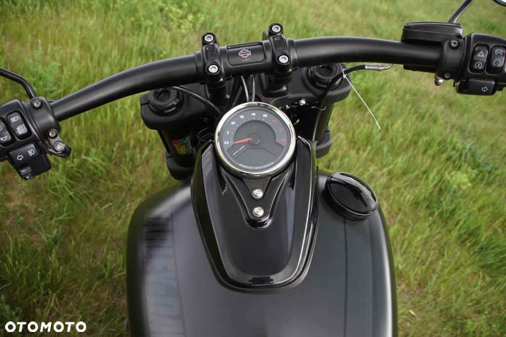 Harley-Davidson Dyna Fat Bob - 9