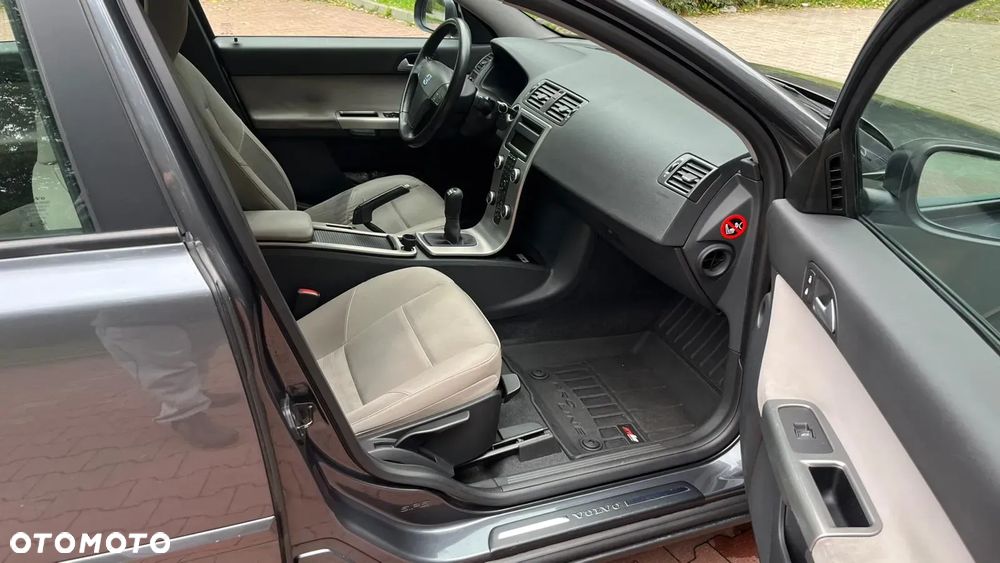 Volvo S40 2.0D Kinetic - 14