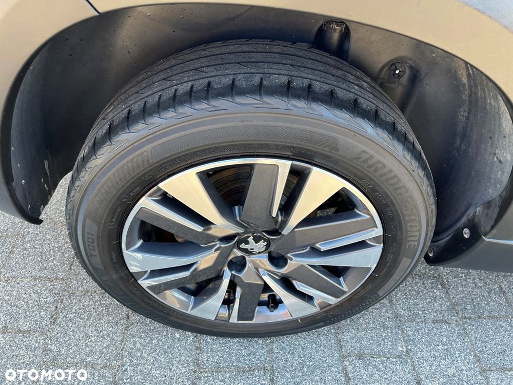 Peugeot 2008 PureTech 110 Stop&Start Allure - 8