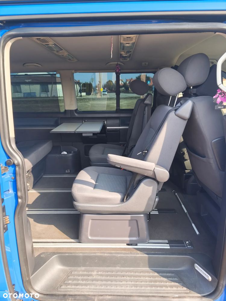 Volkswagen Multivan Standard - 4