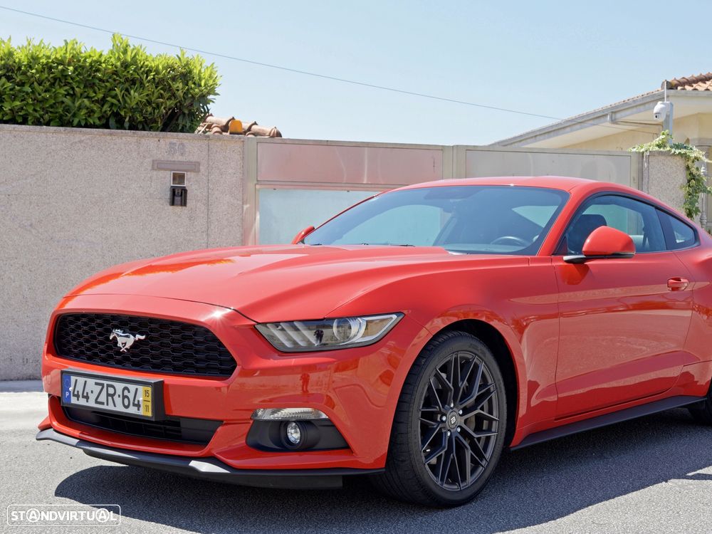 Ford Mustang 2.3 Eco Boost - 1