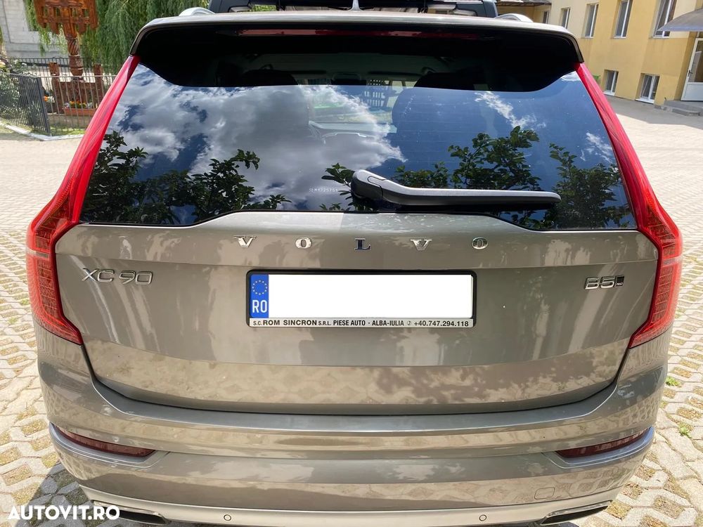 Volvo XC 90 B5 D AWD Geartronic Momentum - 6