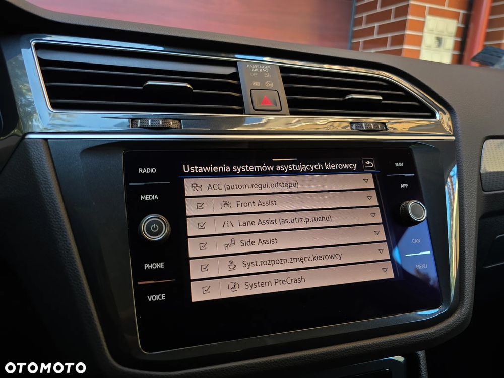 Volkswagen Tiguan 2.0 TDI SCR 4Mot Life DSG - 25