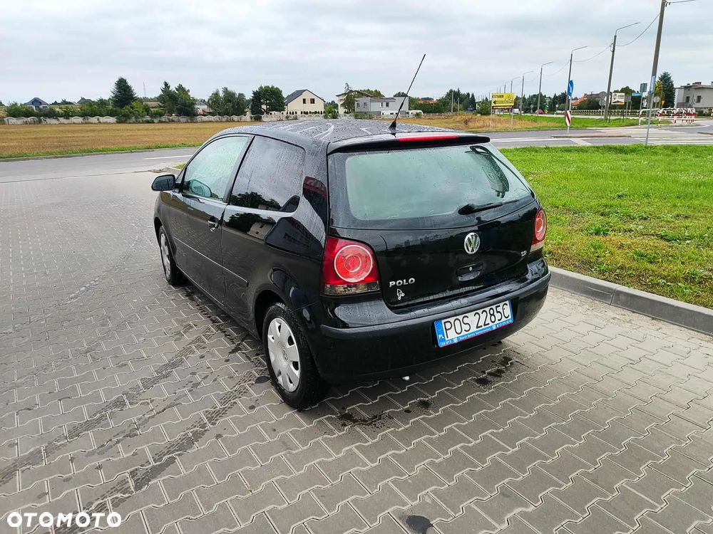 Volkswagen Polo - 2