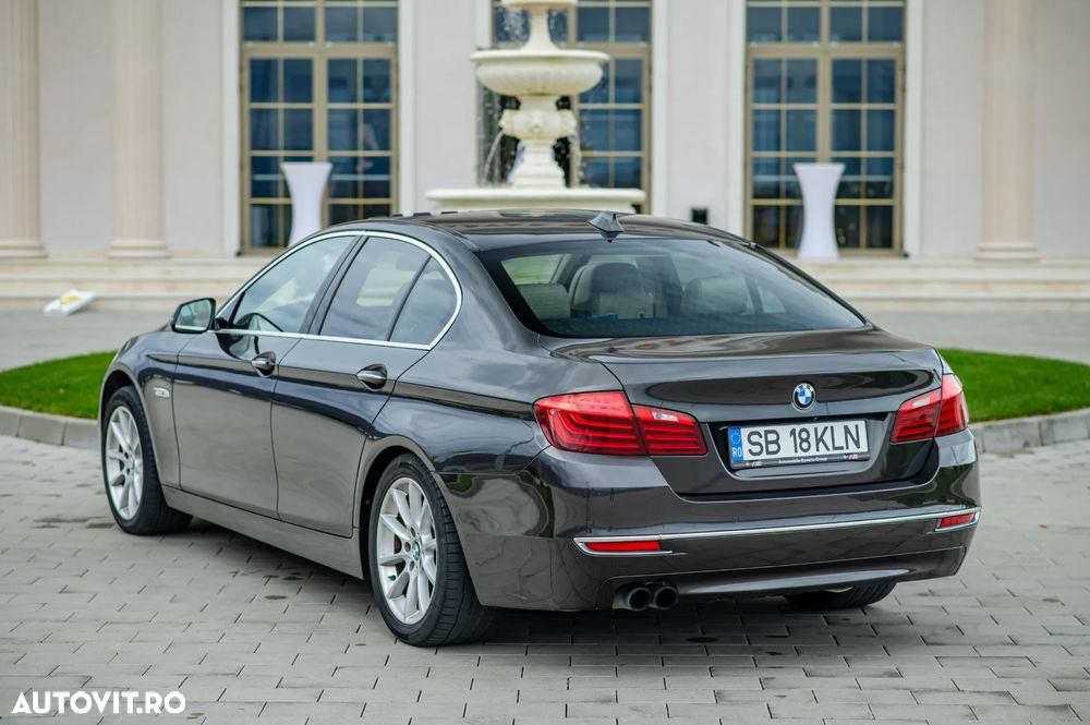 BMW Seria 5 530d xDrive - 3
