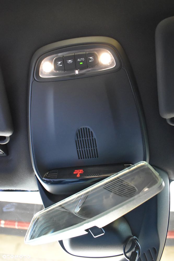 Volvo V40 D2 RDesign - 29