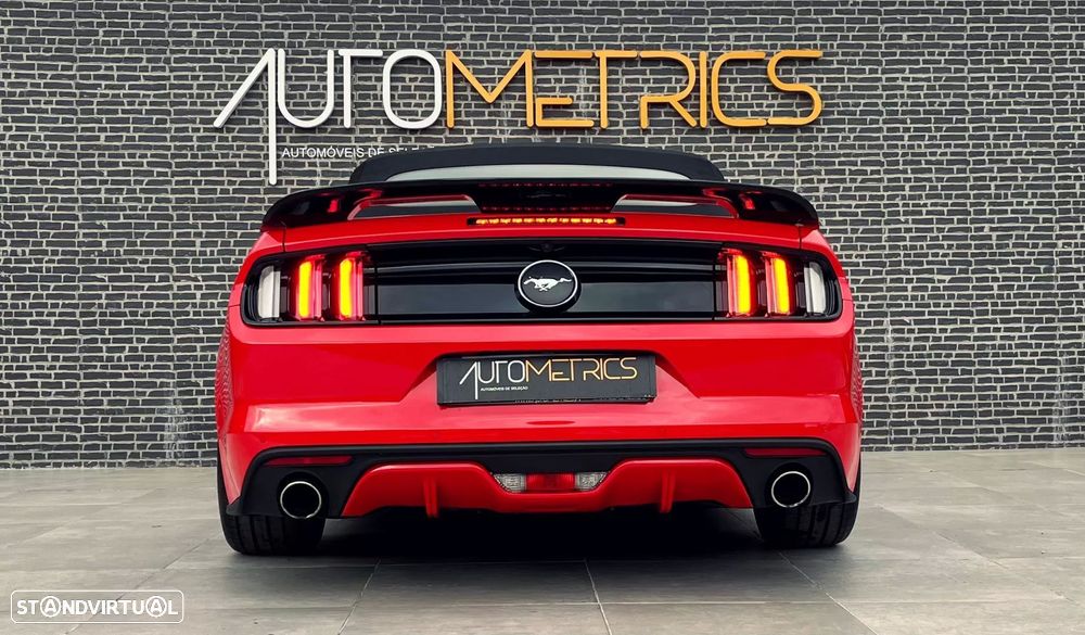 Ford Mustang 2.3i EcoBoost - 17
