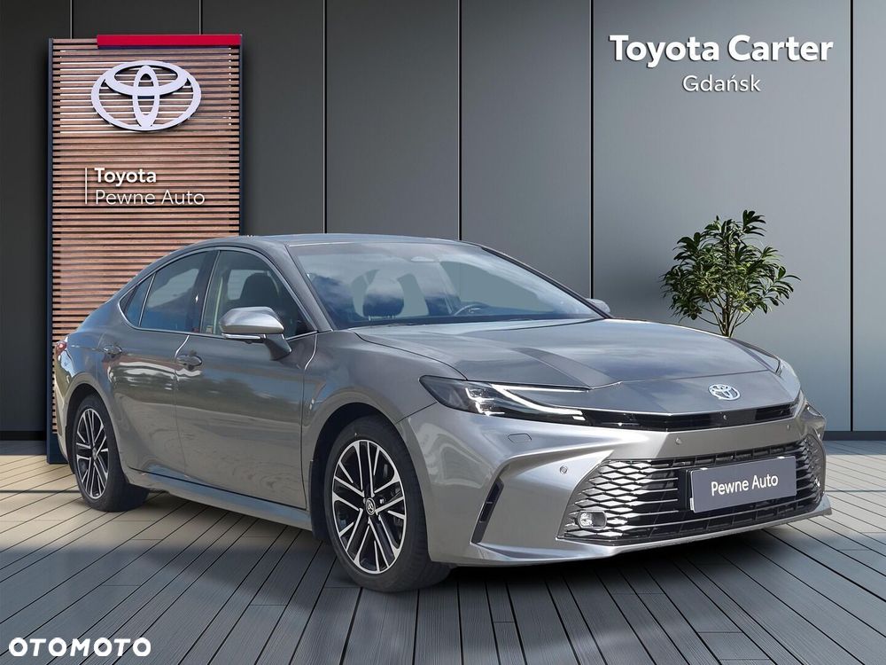 Toyota Camry - 8