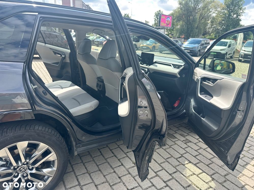Toyota RAV4 - 14