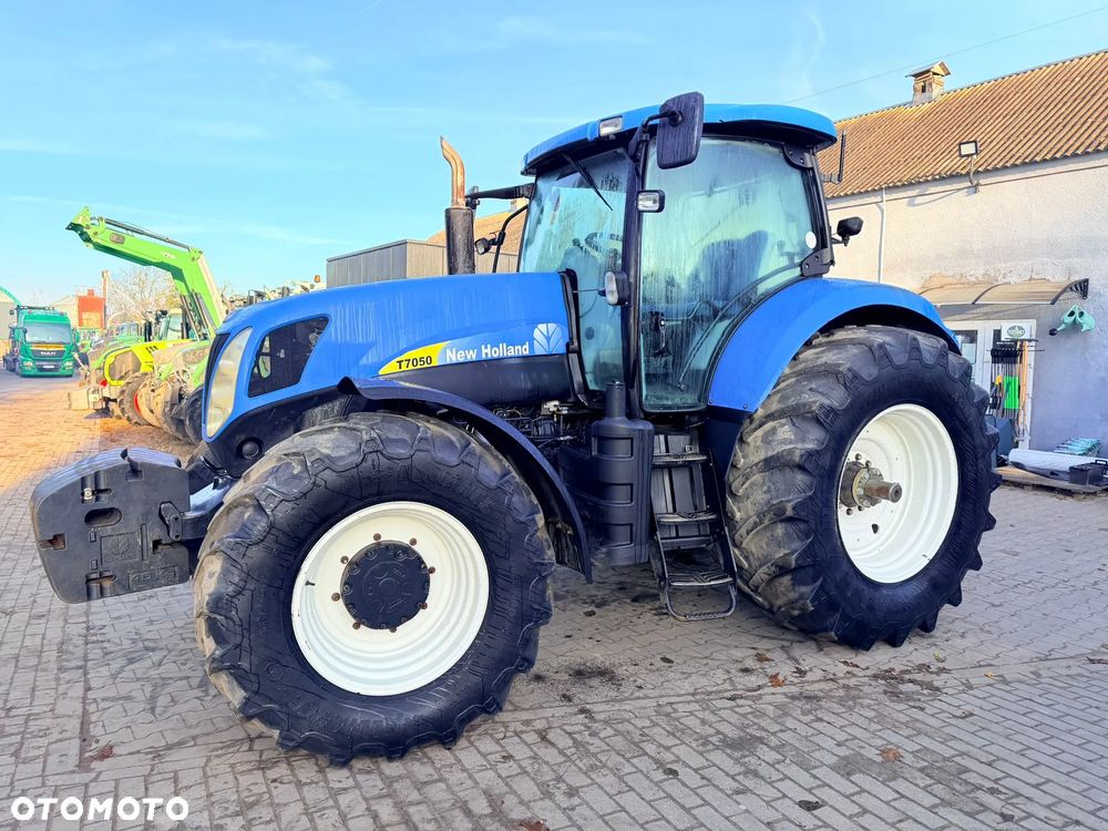 New Holland T7050 - 5
