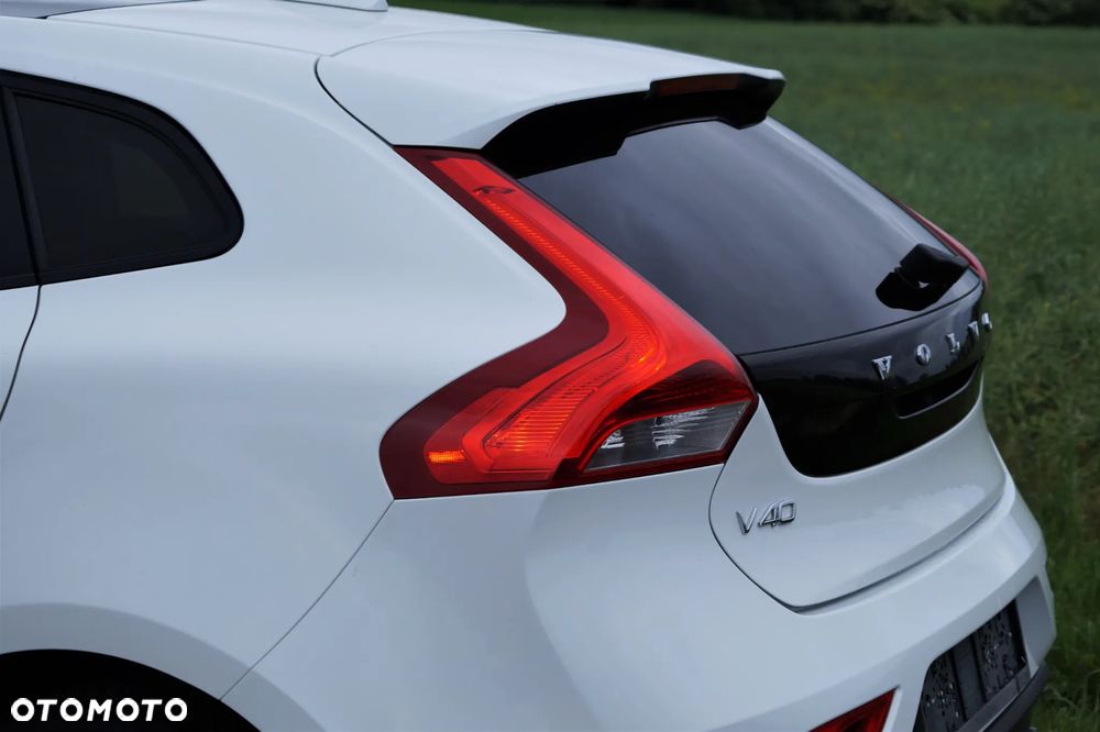 Volvo V40 - 13