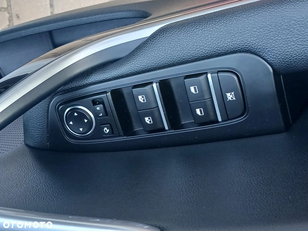 Kia Ceed 1.6 CRDi mHEV L Business Line - 30