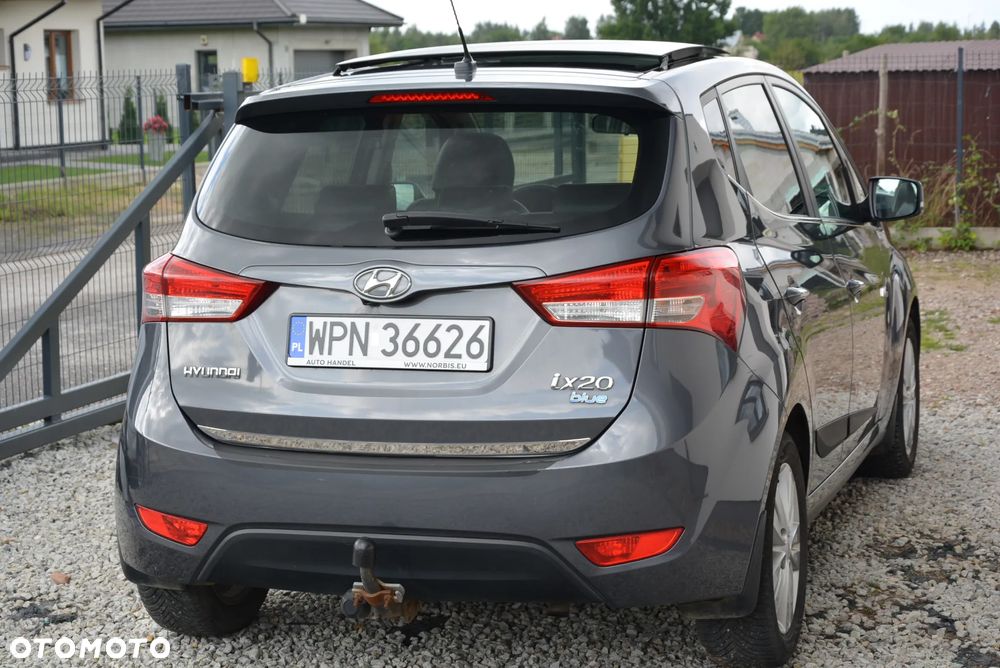 Hyundai ix20 1.4 Premium - 14