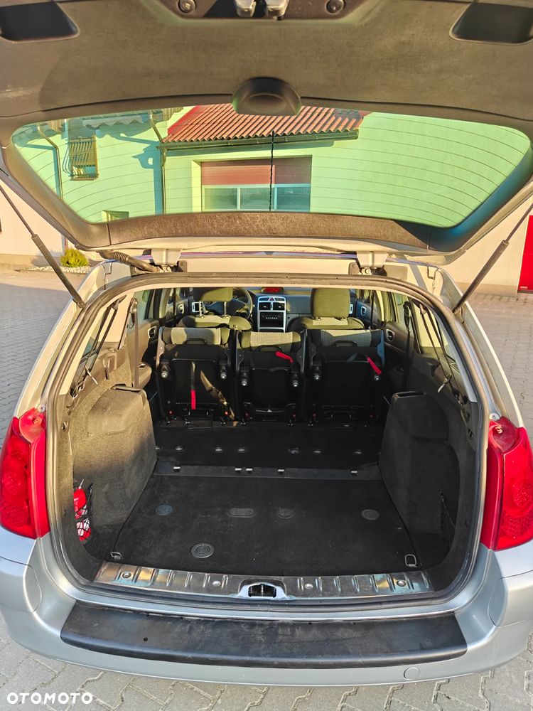 Peugeot 307 1.6 - 17