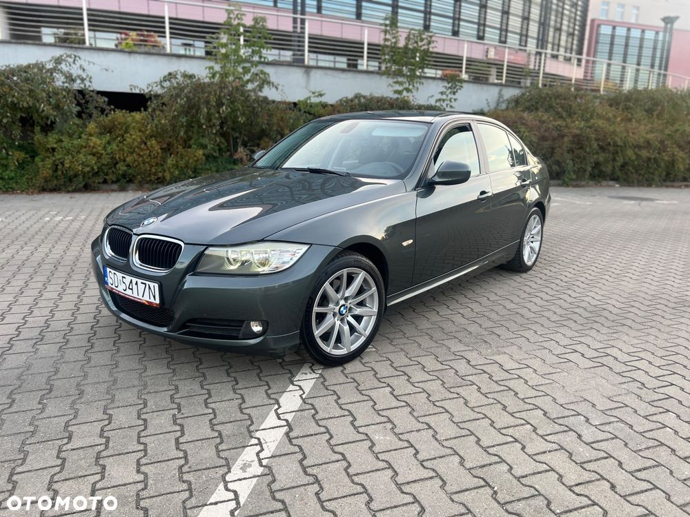 BMW Seria 3 318d - 1