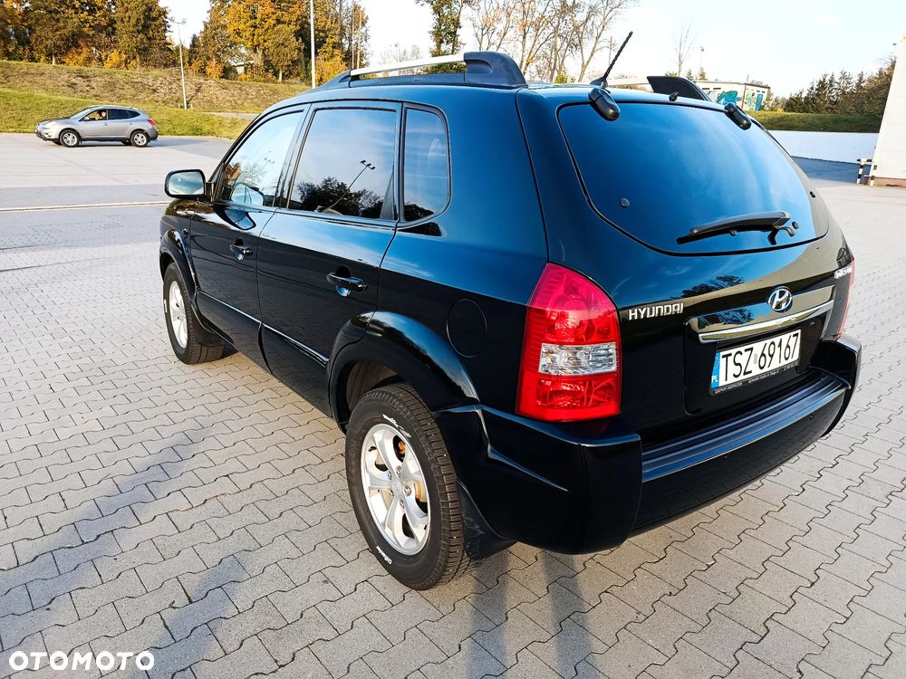 Hyundai Tucson 2.0 Comfort 2WD - 8