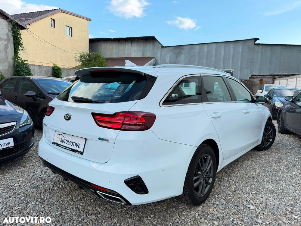 Kia Ceed 1.6 GDI DCT OPF Inspiration - 12