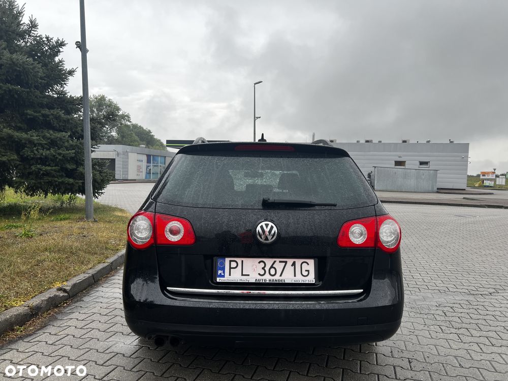 Volkswagen Passat 1.8 TSI Sportline - 9