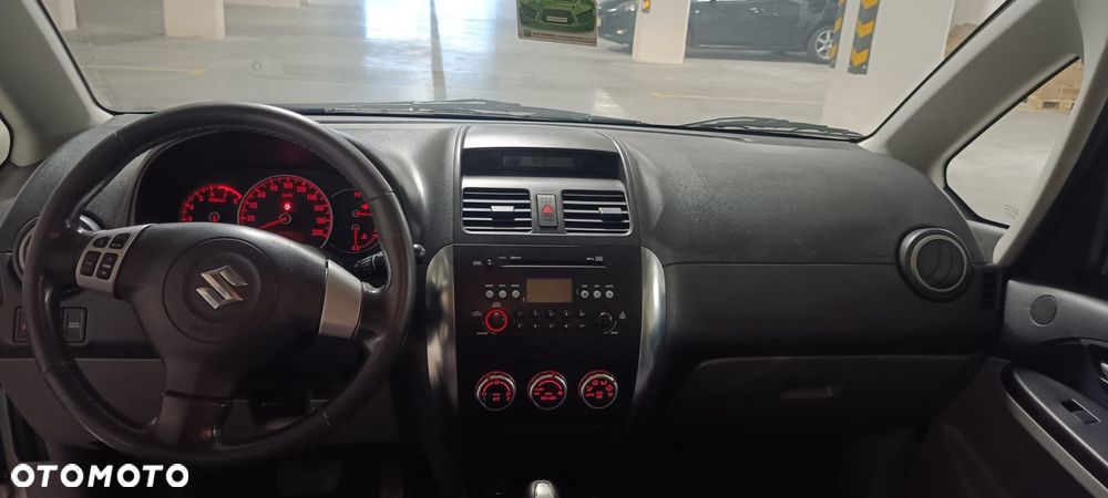 Suzuki SX4 - 8