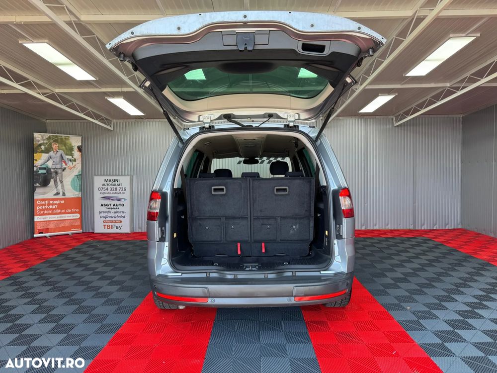 Ford Galaxy 2.0 TDCi Ghia - 17