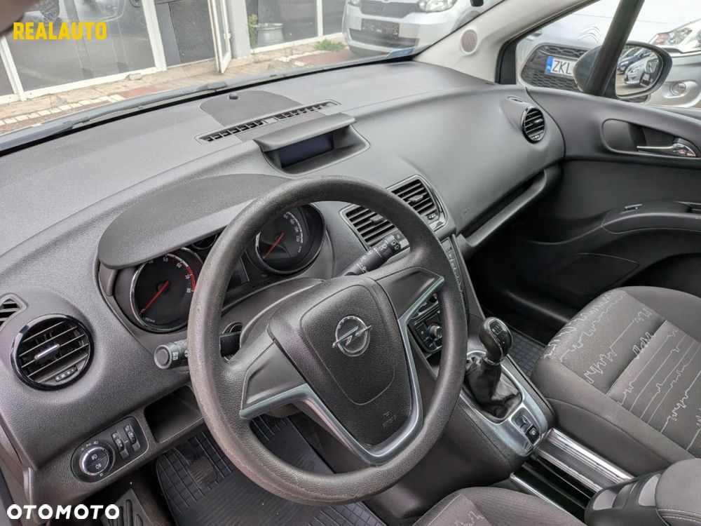 Opel Meriva - 11
