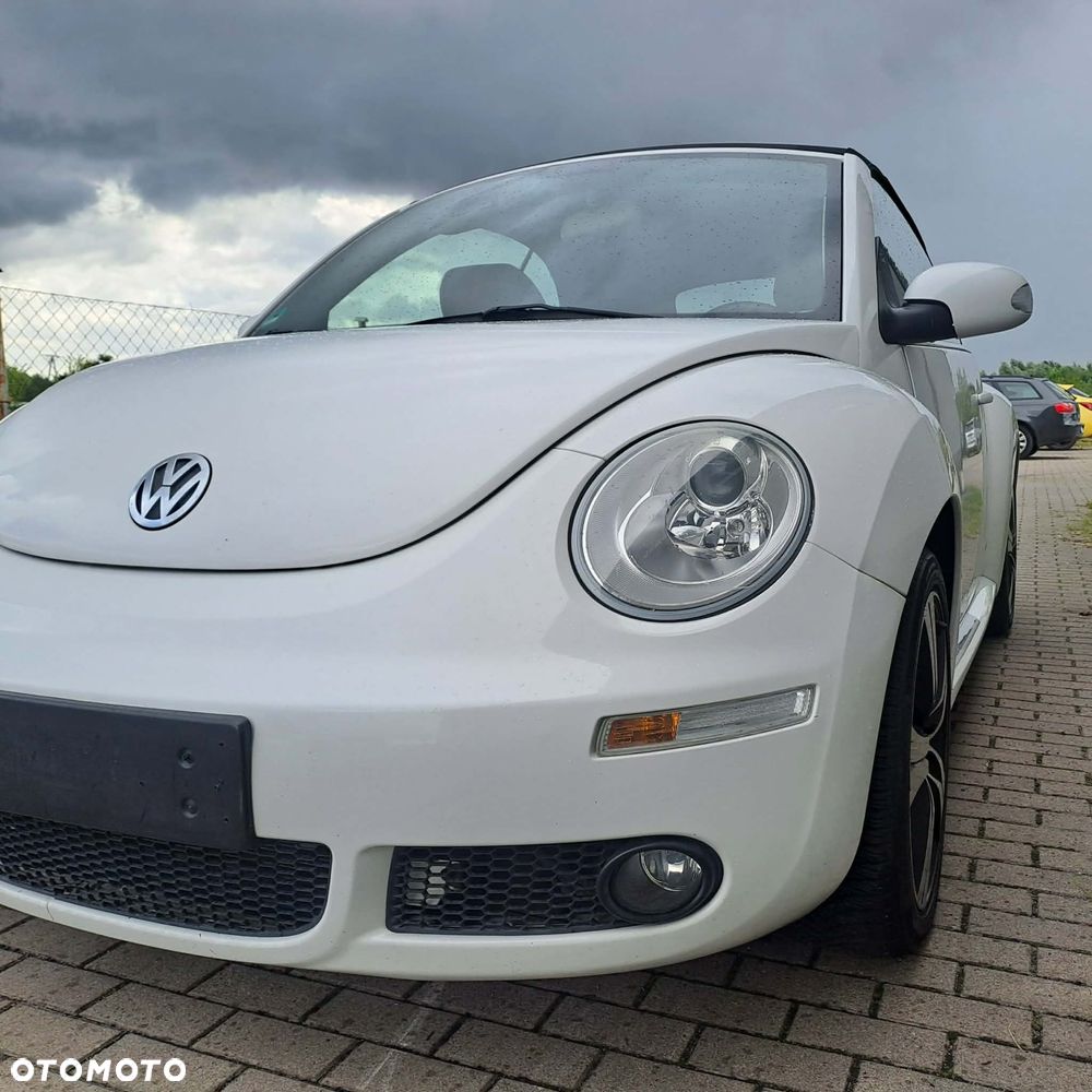 Volkswagen New Beetle 2.0 - 1