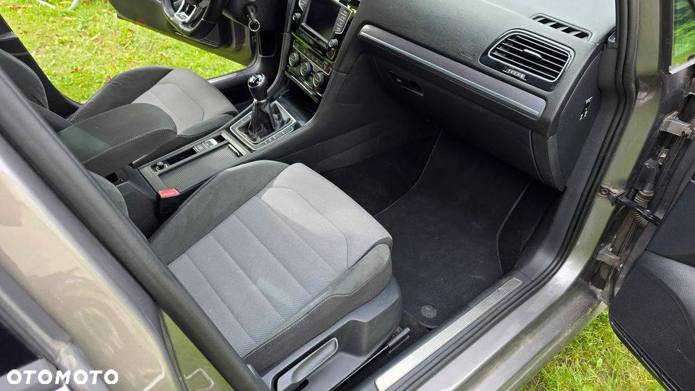 Volkswagen Golf 1.4 TSI BMT Highline - 21