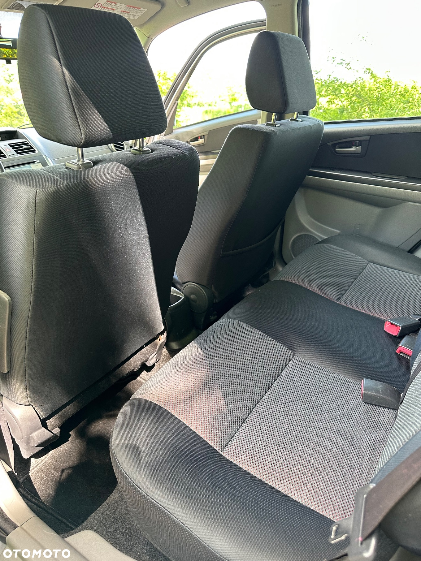 Suzuki SX4 1.9 DDiS DPF 4x4 Comfort - 12