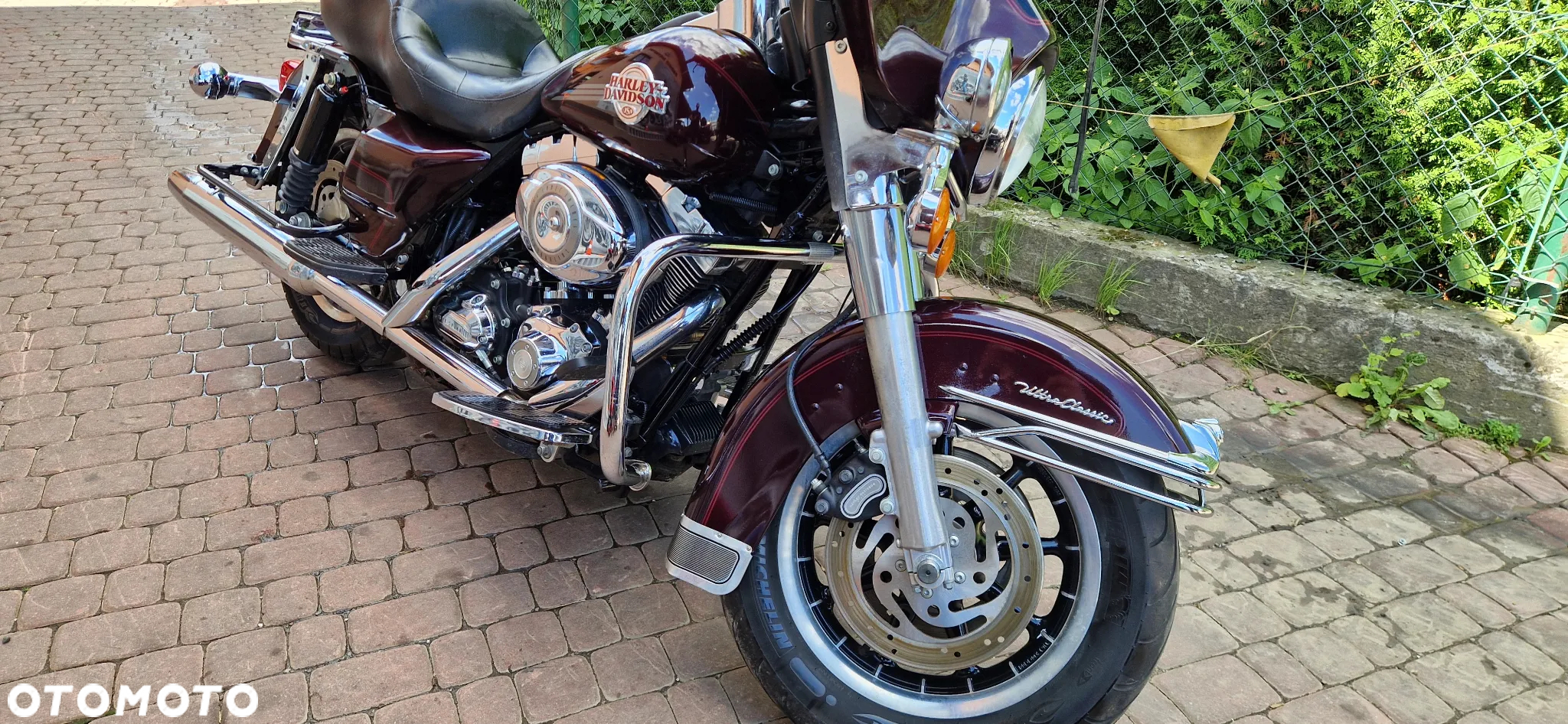 Harley-Davidson FLH Electra Glide - 37