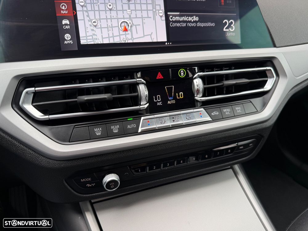 BMW 318 d Pack M Auto - 23