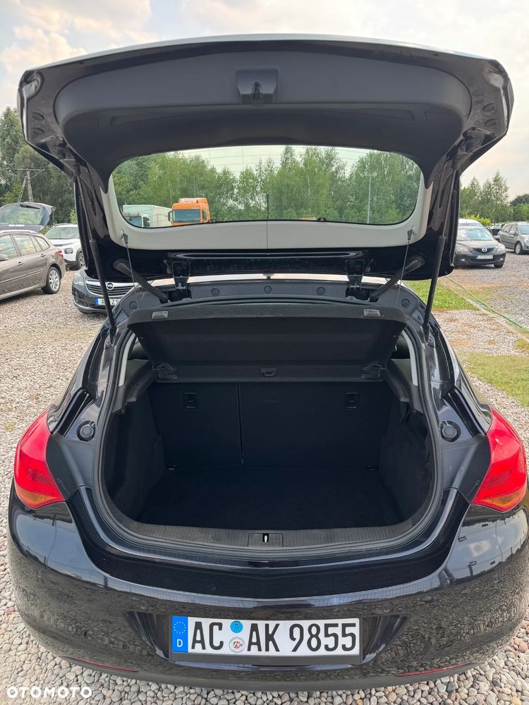 Opel Astra 1.6 Design Edition - 8