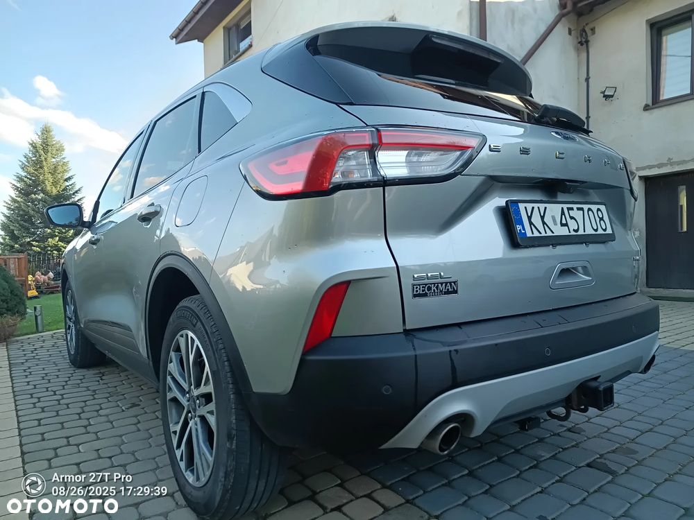 Ford Escape 2.0 EcoBoost AWD Titanium - 22