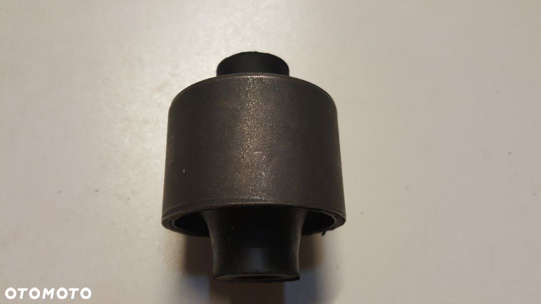 TULEJA WAHACZA  AUDI 100,200 77-91, V8 QUATTRO 88-94   LEWA, PRAWA,  Z-9578.431407183A - 1