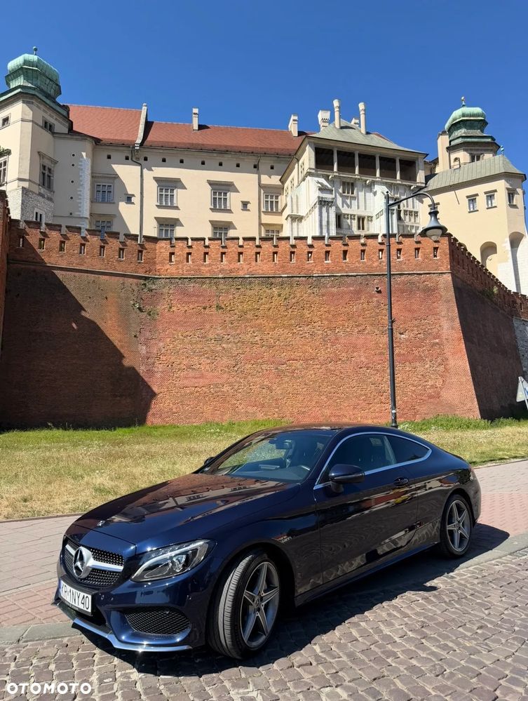 Mercedes-Benz Klasa C 180 9G-TRONIC AMG Line - 4