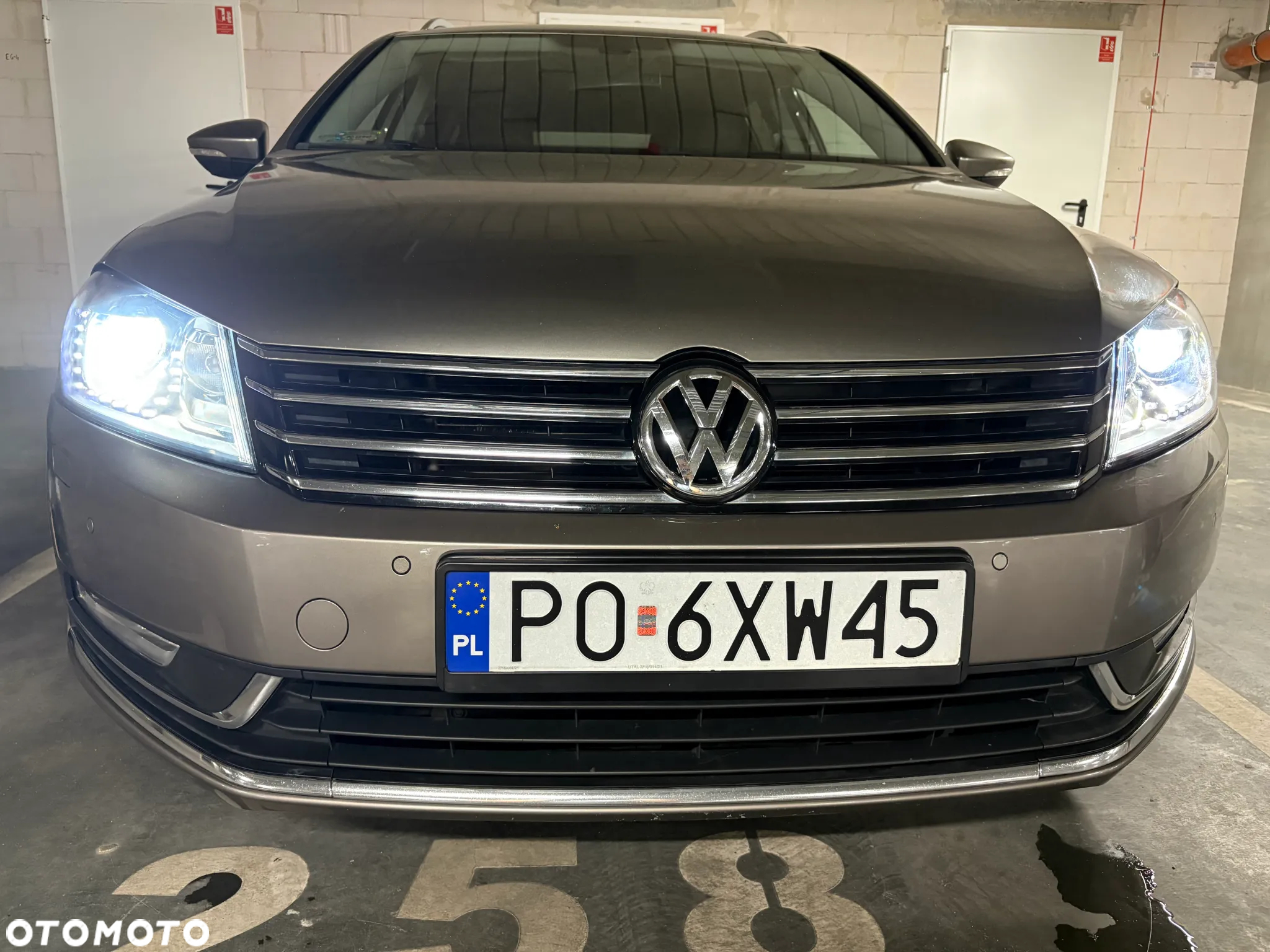 Volkswagen Passat 1.6 TDI BlueMotion Technology Comfortline - 17