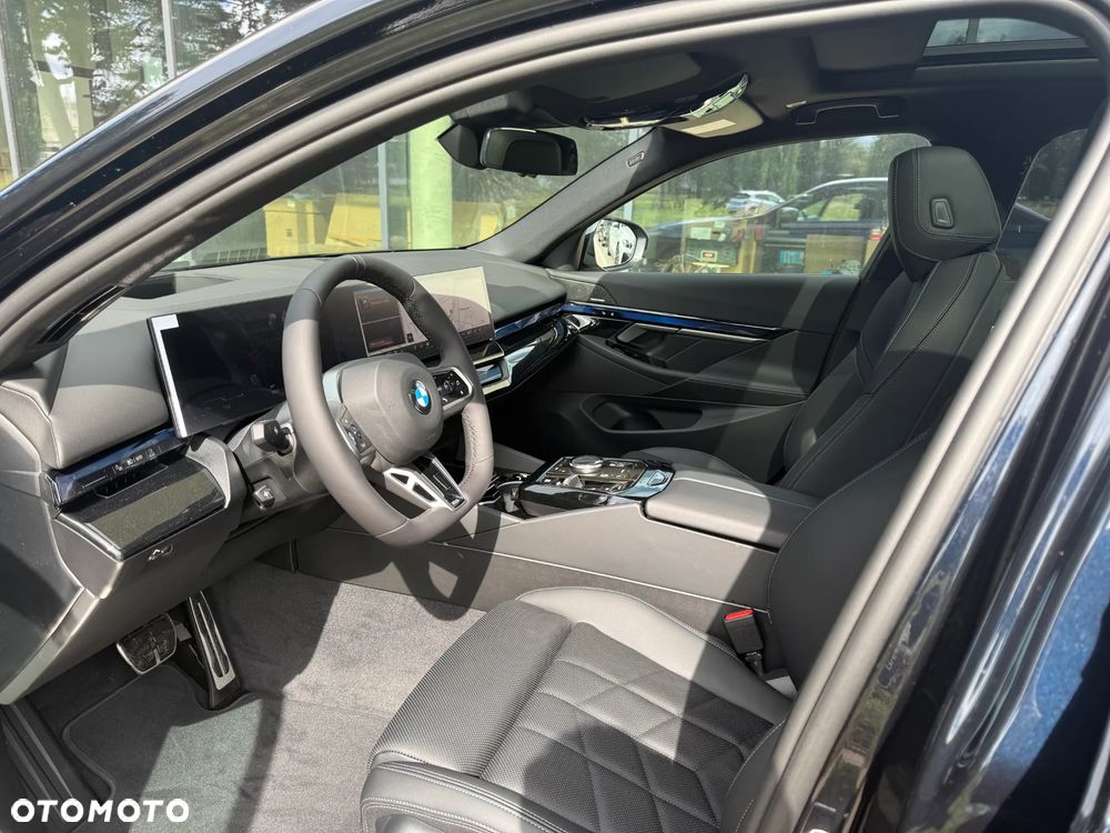 BMW Seria 5 520d xDrive mHEV - 7