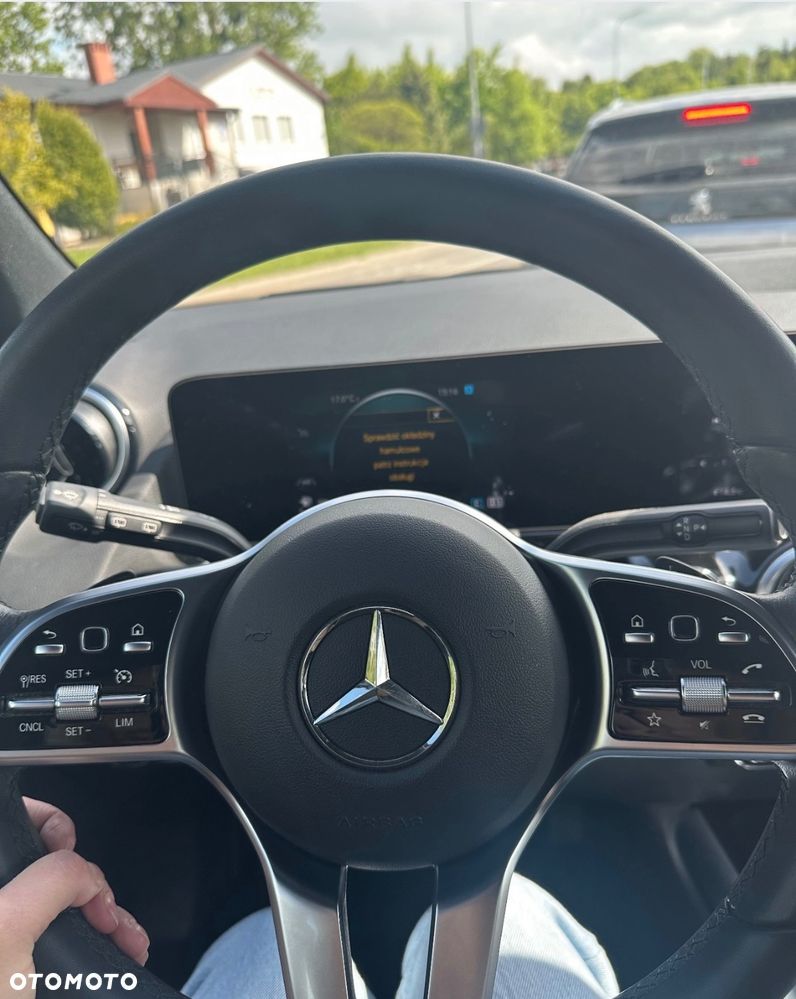 Mercedes-Benz GLA 200 Progressive - 13