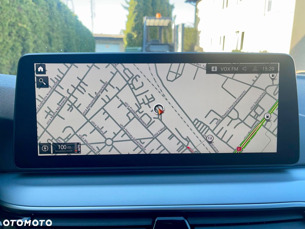 BMW Seria 5 530e xDrive - 25