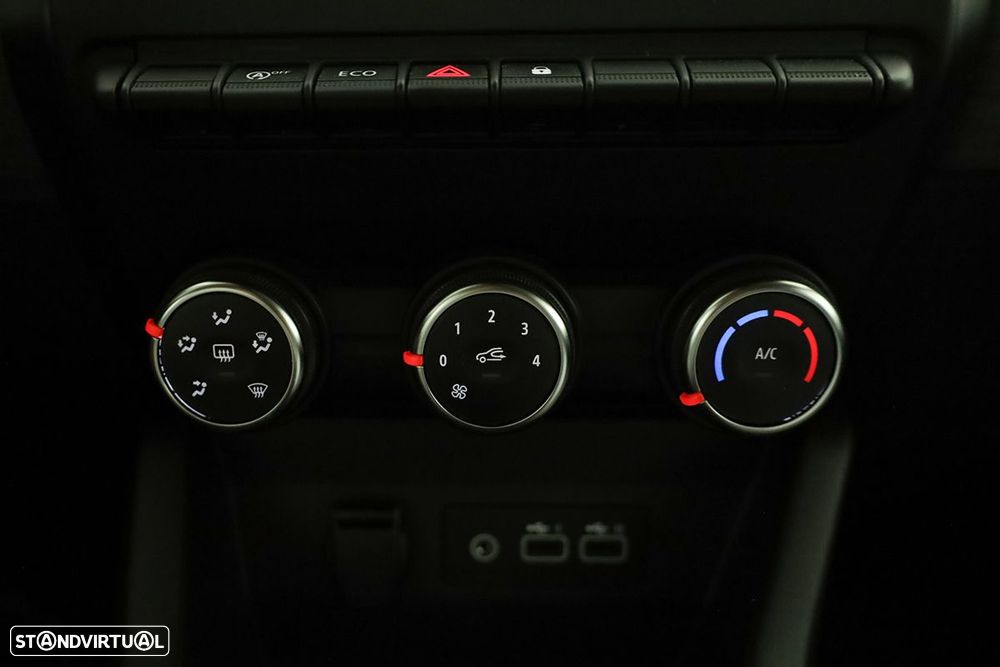 Renault Clio 1.0 TCe Evolution - 12