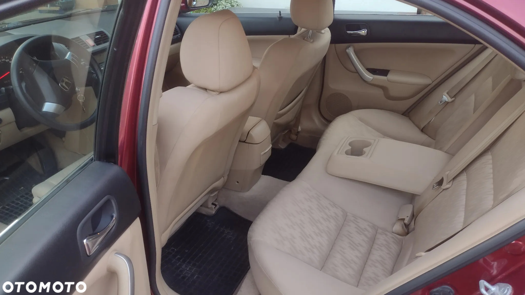 Honda Accord 2.0 Comfort - 4