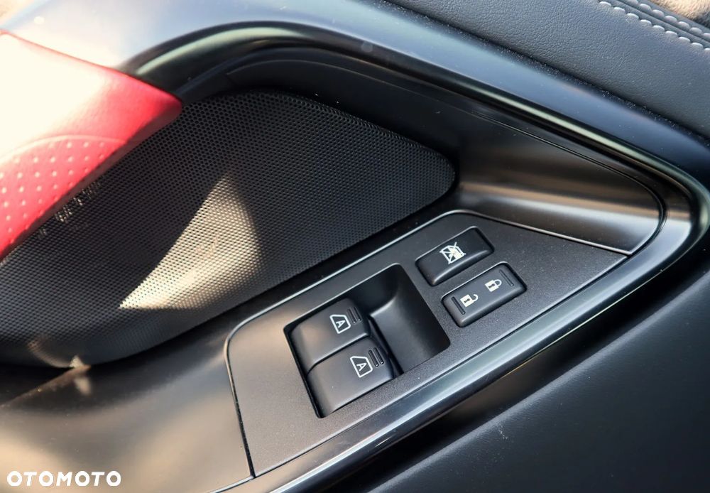 Nissan GT-R Black Edition - 14