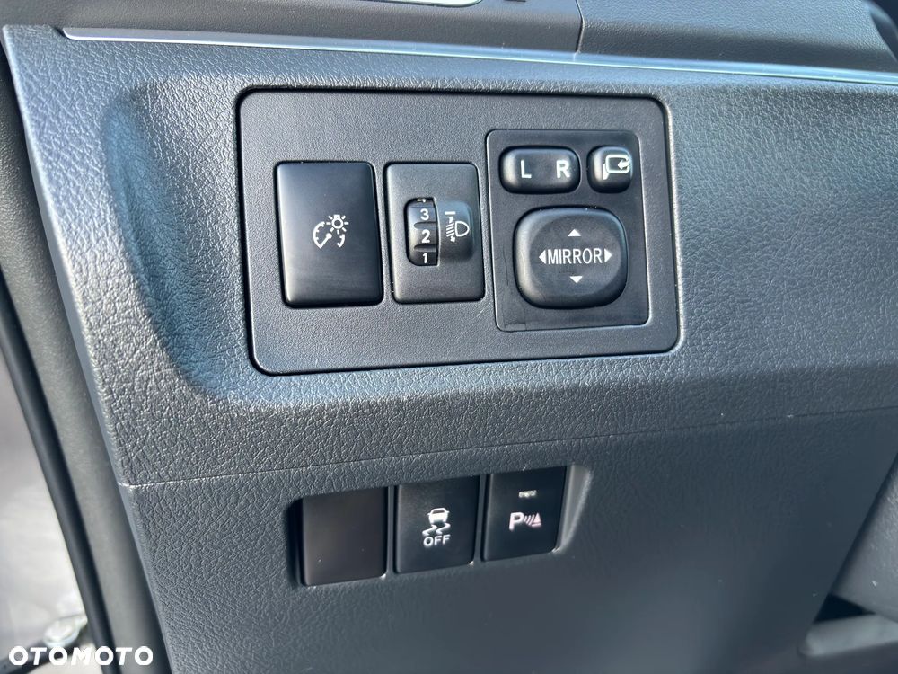 Toyota Verso 1.6 D-4D 5-Sitzer Start/Stop Edition S+ - 25