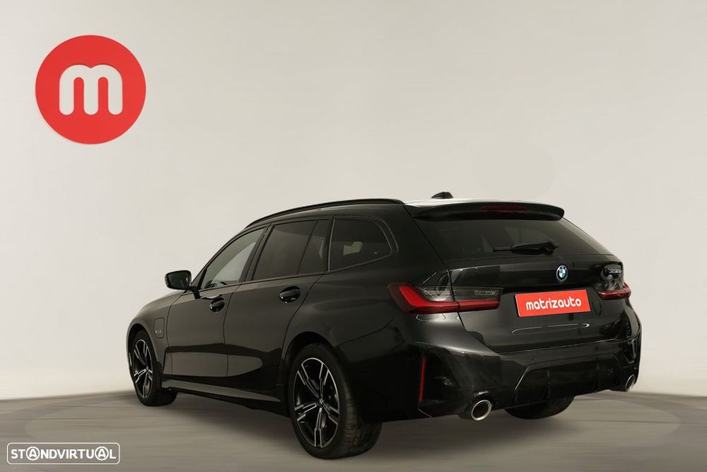 BMW 330 e Touring Pack M Auto - 3